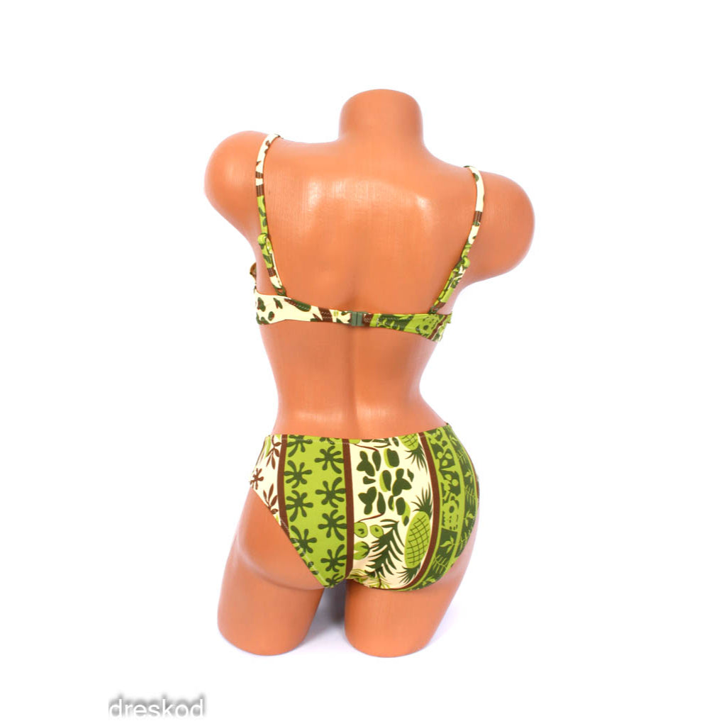 Дамски бански с твърда чашка