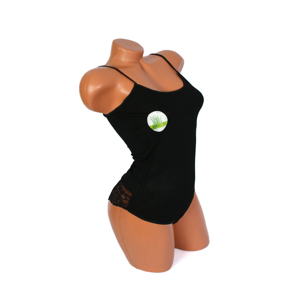 Боди с дантела на дупето