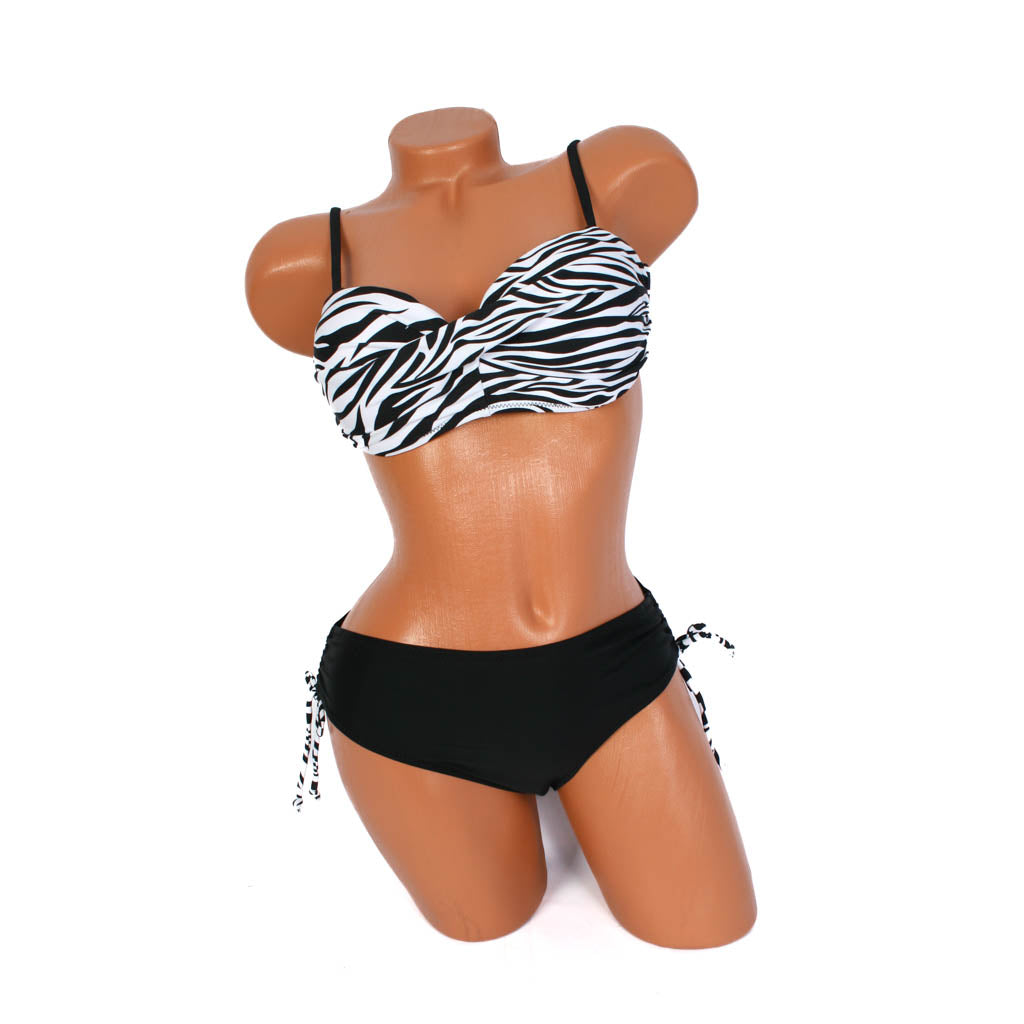 Бански костюм - твърда чашка