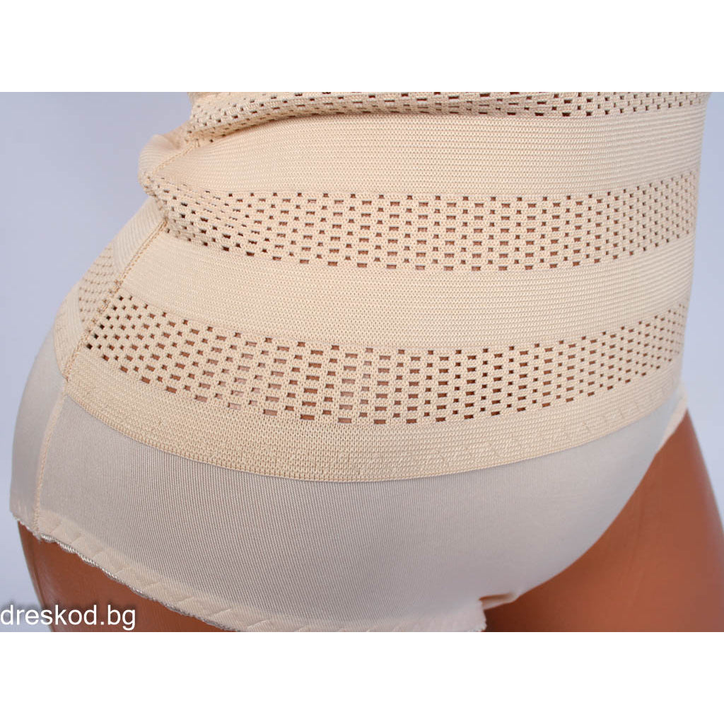 Оформящи дантелени бикини с пояс