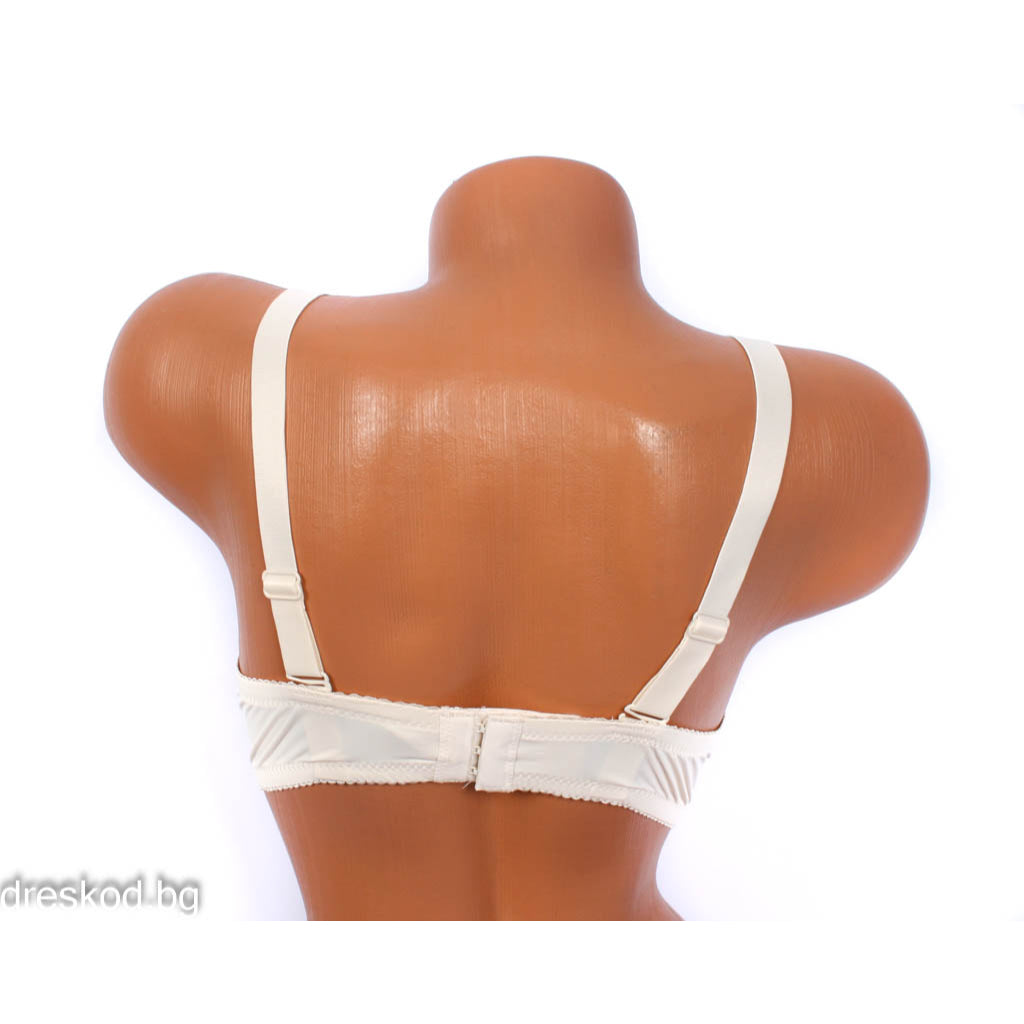 Сутиен с дантела /чашка D/