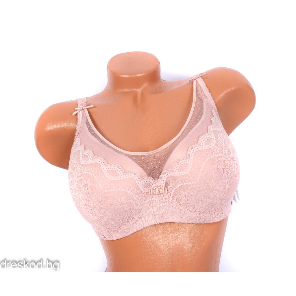 Сутиен с дантела и подплънки /чашка D/