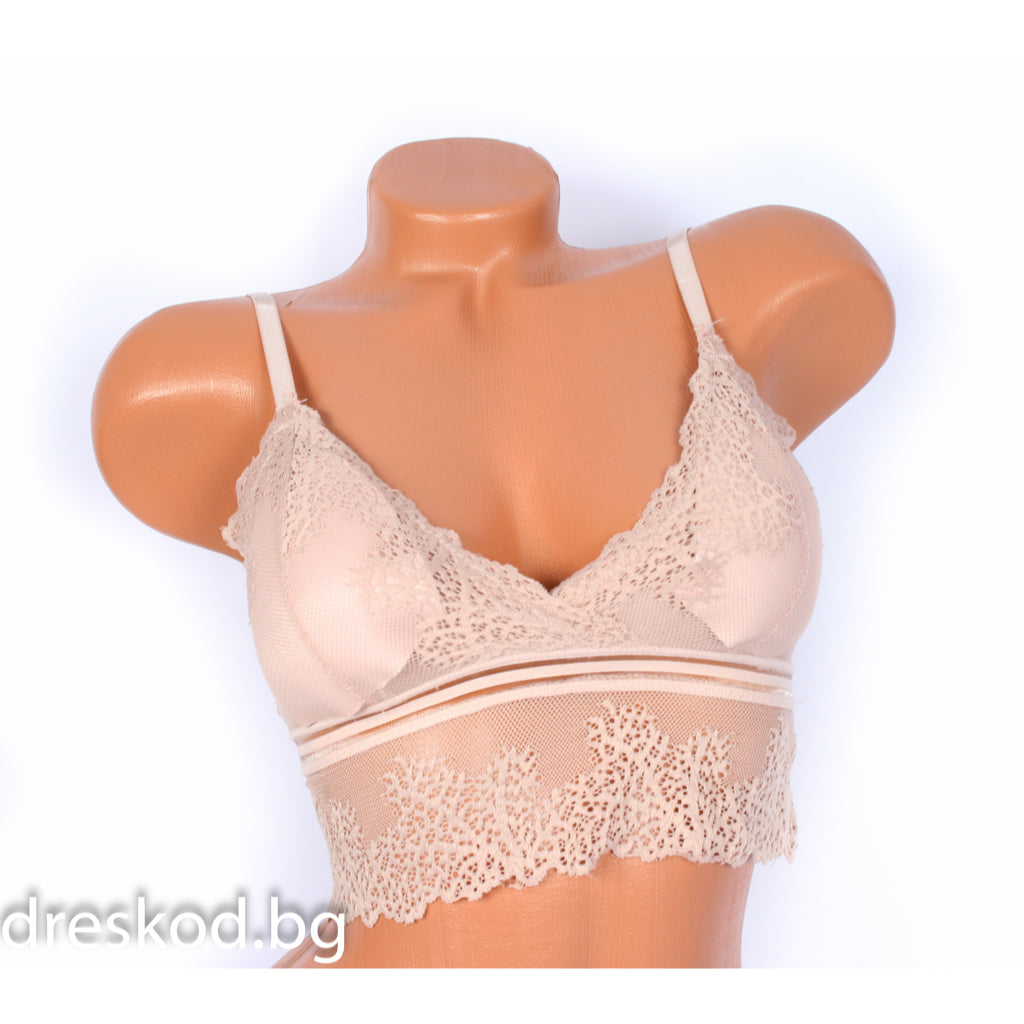 бюстие от дантела