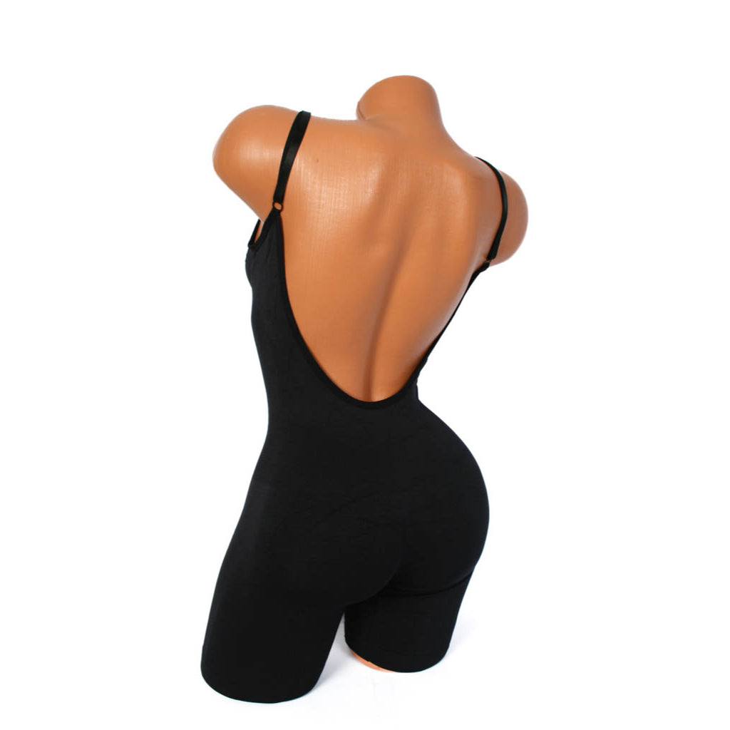 Костюм за спорт и тренировки